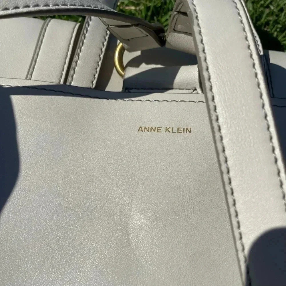 EUC Anne Klein Off-White Ava Faux Leather Backpack Bag - Picture 13 of 17